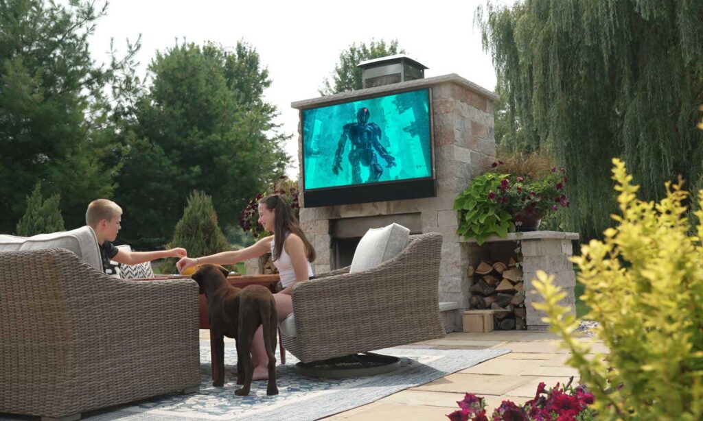 Seura Outdoor Televisions